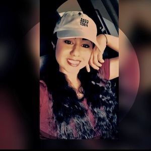 Meet your Posher, Fatima